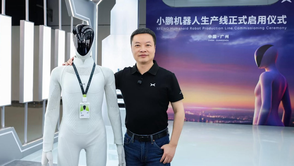 9527号IRON，为什么是何小鹏写给小鹏机器人的"逆袭宣言"
