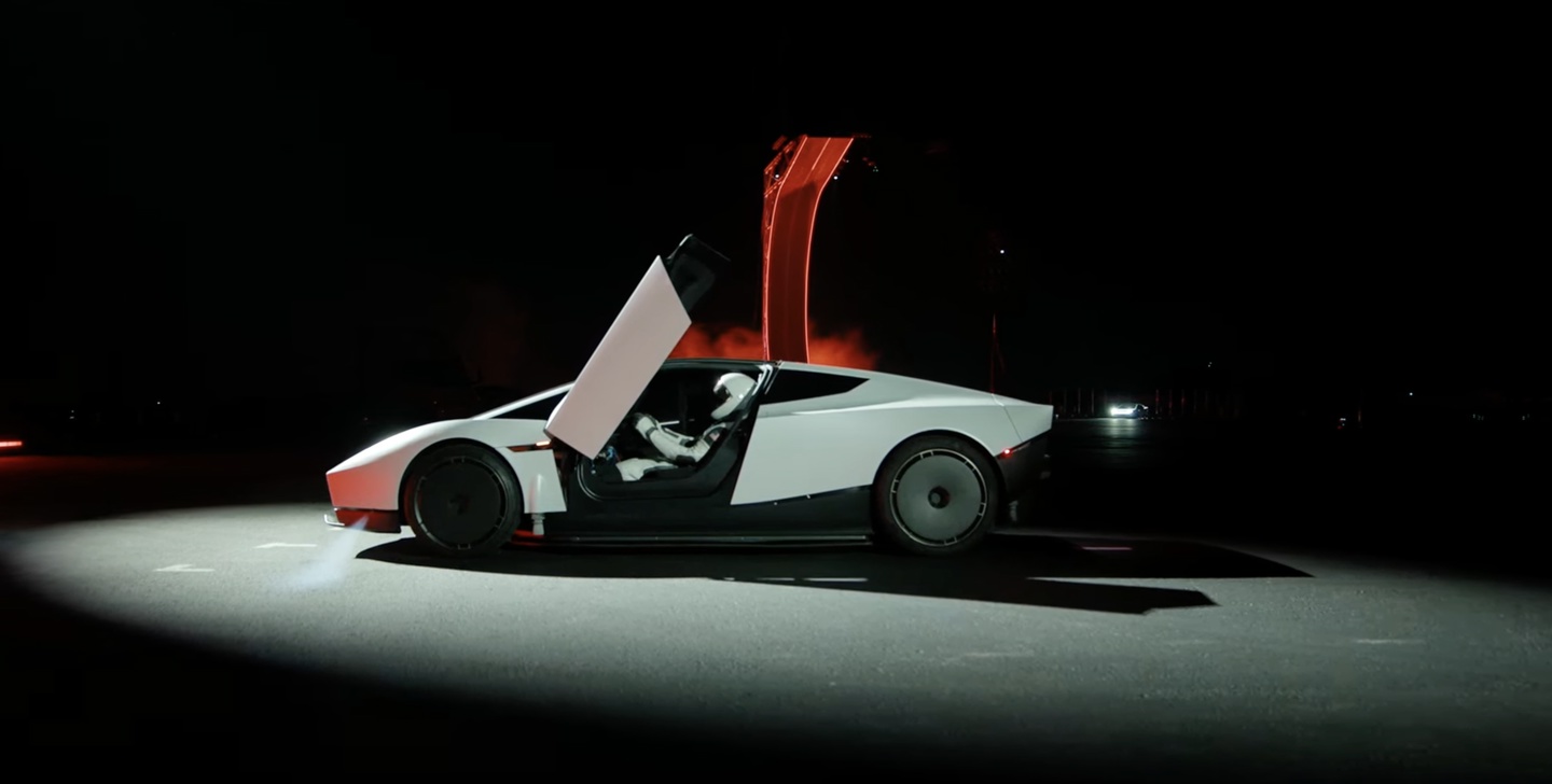特斯拉第二代 Roadster 跑车正式亮相
