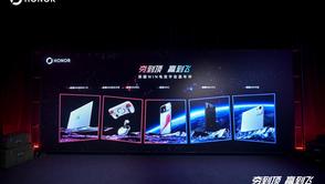 行业最高240Hz OLED电竞屏， 荣耀WIN平板国补到手价3699元起